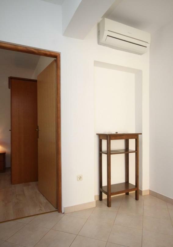 Apartment Radovan โปเรช ภายนอก รูปภาพ